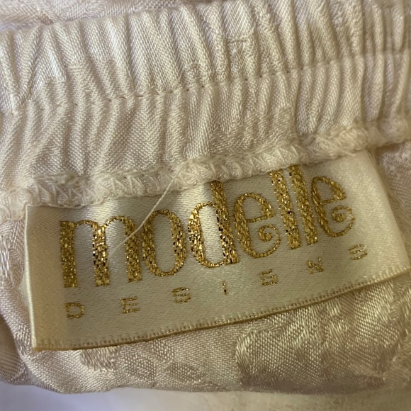 Modelle Designs Tiered Lace Maxi Dress - Picture 6 of 7